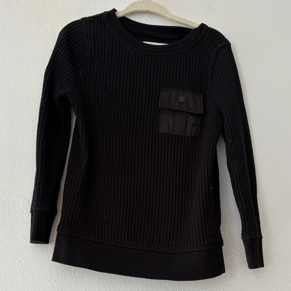 Old Navy Black Ribbed Women's Sweater with Pocket